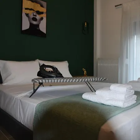 Luxury * Serres