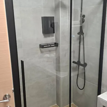 Luxury Serres